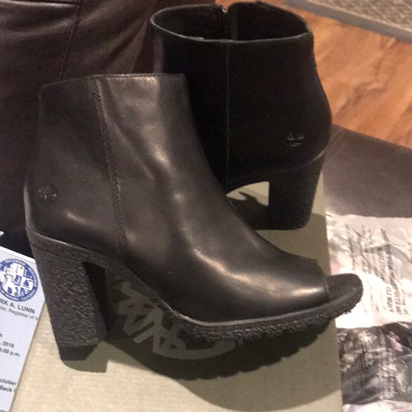 Timberland Ankle Boot Black - Picture 4 of 8